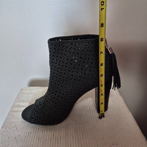 Black cut out Booties - Picture 9 of 13